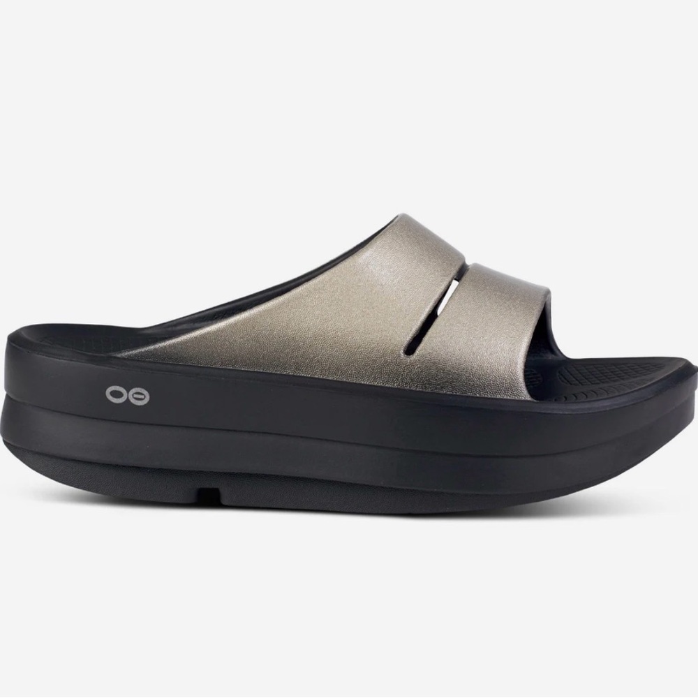 Oofos Women's OOmega OOahh Slide